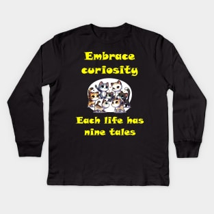 Gatti | Curiosità | Cats | Curiosity | Print on Back Kids Long Sleeve T-Shirt